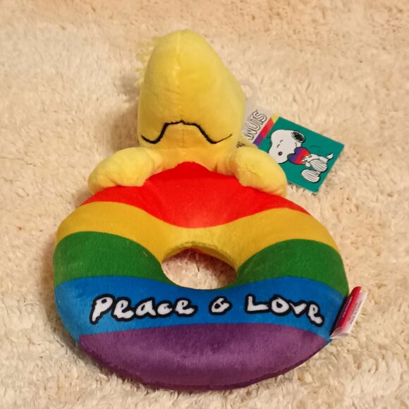 NWT ~ PEANUTS: Woodstock Peace & Love Plush Ring Squeaker 8 inch Pet Toy - Picture 8 of 10